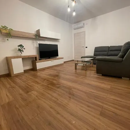 Prestige Appartament Casale Monferrato Exterior photo