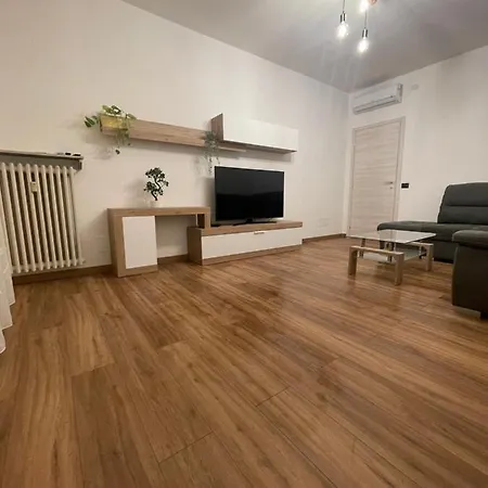 Prestige Appartament Casale Monferrato Exterior photo