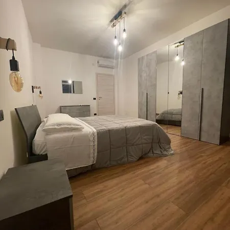 Prestige Appartament Casale Monferrato Exterior photo